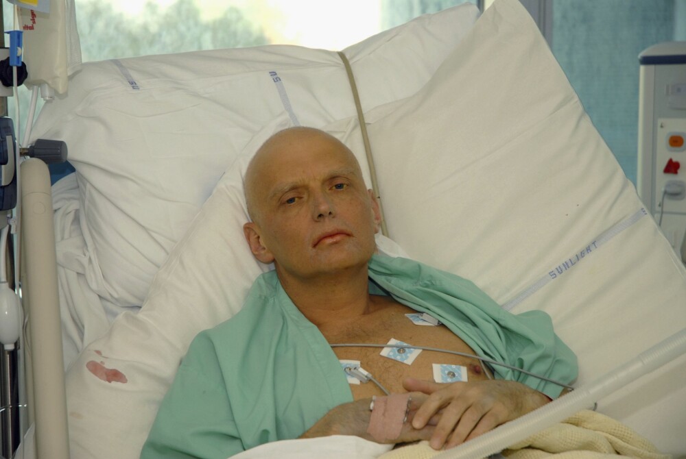 <b>PÅ DØDSLEIET:</b> Det siste bildet som ble tatt av spionen Aleksander Litvinenko. Kort etter døde han på sykehus, drept med et radioaktivt stoff – av russiske agenter.