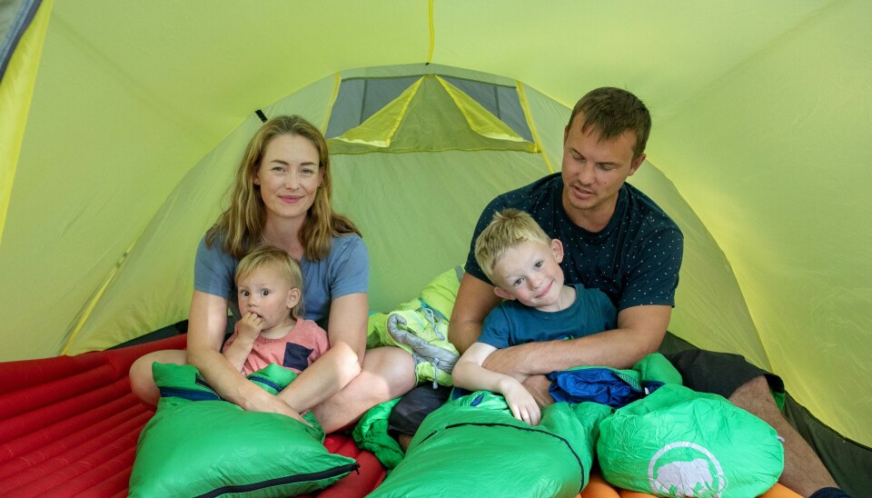 FAMILIELIM: Nina Volstad mener at friluftslivprosjektet nesten har vært som gratis parterapi for henne og mannen Oliver.