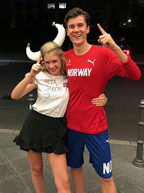 MØTTES
TIDLIG:
Elisabeth og Jakob gikk i matteklasse sammen, og ble kjærester som 15-åringer. MØTTES
TIDLIG:
Elisabeth og Jakob gikk i matteklasse sammen, og ble kjærester som 15-åringer.