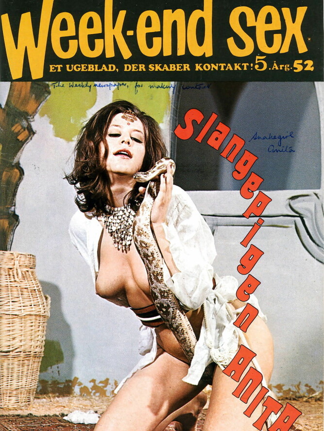 <b>PÅ KANTEN:</b> Bladet «Weekend Sex» kom ut så tidlig som i 1967, to år før pornoen ble sluppet fri i Danmark. Bladet eksi­sterte frem til år 2000. Her ser vi «Slangepigen Anita» på forsiden. 
