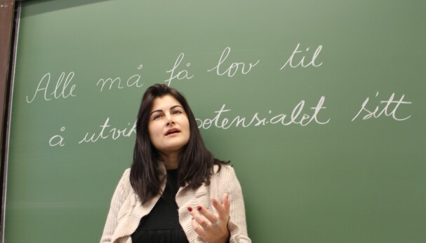 Professor Ella Idsøe forteller at foreldrene til evnerike barn ofte støter på stigmatisering fra skole og andre foreldre. Professor Ella Idsøe forteller at foreldrene til evnerike barn ofte støter på stigmatisering fra skole og andre foreldre.