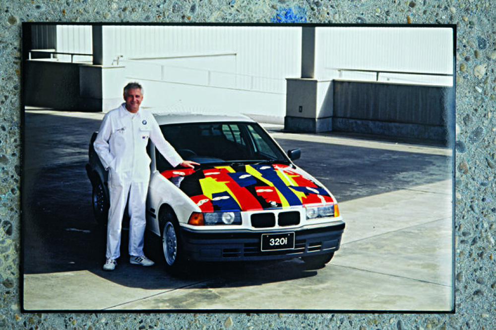 <b>MAURER 3-SERIE:</b> Forsøk med egen bilkunst på en BMW E36: Grunnfarge i stedet for fargetoning, inspirert av Roy Lichtenstein.