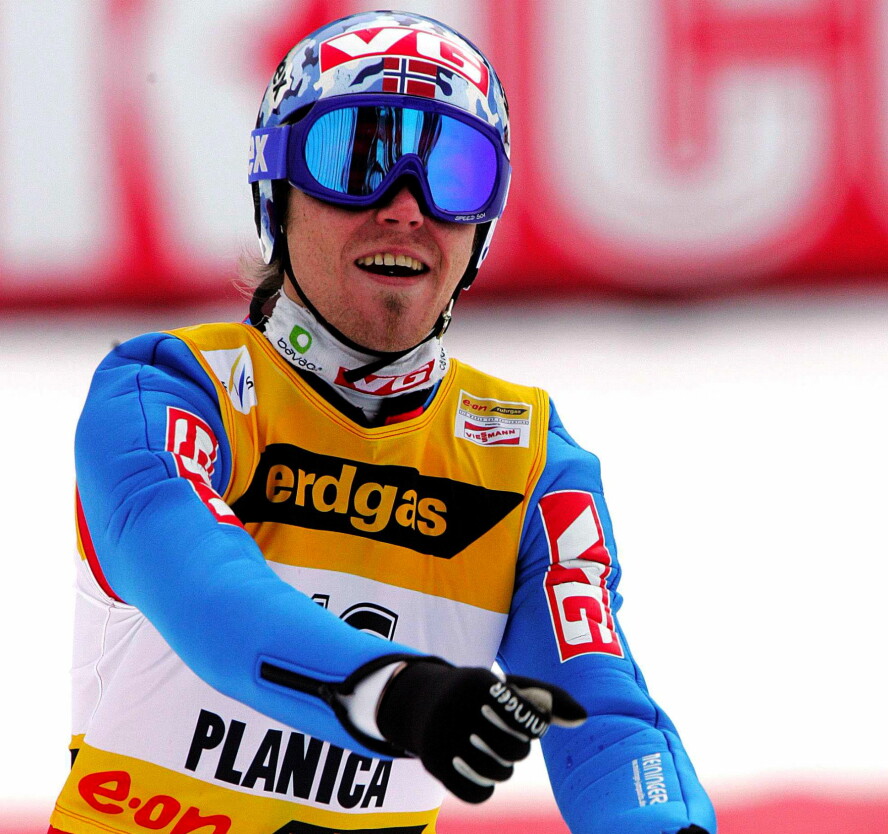 VERDENSREKORD: I mars 2005 satte Bjørn Einar verdensrekord i skiflyvning i Planica i Slovenia med 239 meter.