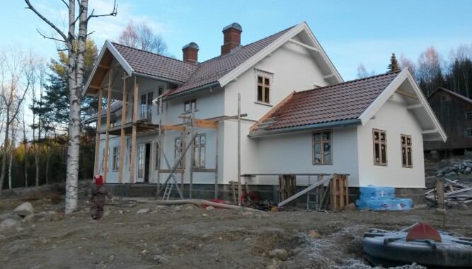 GAMMEL STIL: Huset er helt nytt, men stilen er gammel. GAMMEL STIL: Huset er helt nytt, men stilen er gammel.