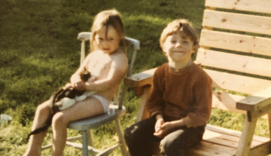 <b>SØSKENKJÆRLIGHET:</b> Camilla og den to år eldre Gordon på familietur. Dette er før de kom på barnehjem. <b>SØSKENKJÆRLIGHET:</b> Camilla og den to år eldre Gordon på familietur. Dette er før de kom på barnehjem.