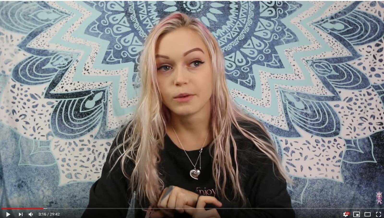 <b>HVA ER ETT SEERTALL VERDT?:</b> Norske youtuber Victoria Olsen forteller at det er vanskelig å tjene godt med penger på Youtube i Norge.