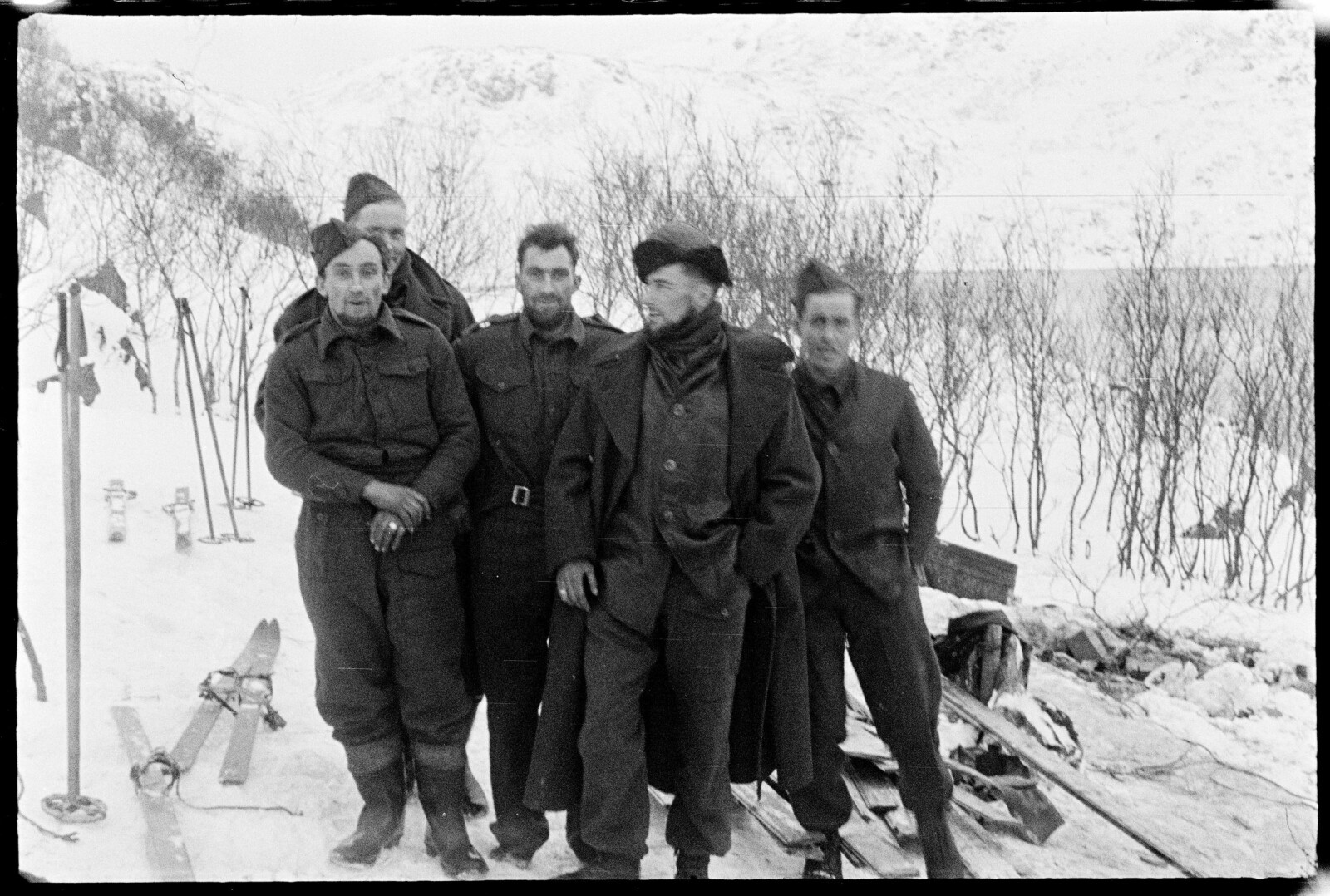 <b>VINTERKRIG:</b> En norskledet styrke ble sendt til Sørøya for å komme sivilbefolkningen til unnsetning. Kulde og matmangel ble en stor utfordring for de norske soldatene den siste krigsvinteren. 