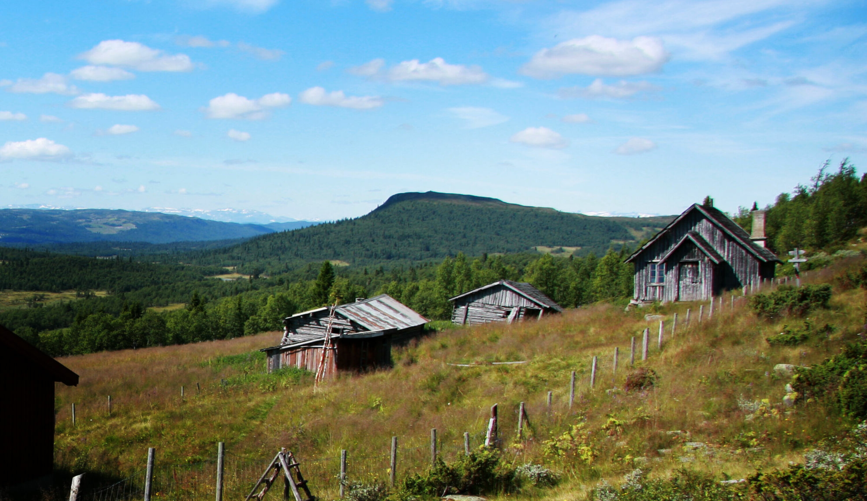FJELLKONGENS RIKE: På Skriulægeret hadde Fjellkongen sin bopel mens han oppholdt seg i fjellet. En dag forsvinner han sporløst. Et halvt år senere blir det gjort et makabert funn.