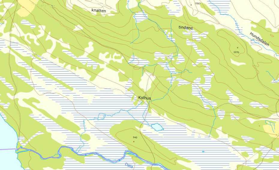 KORTE AVSTANDER: Fra Hundslægret (blå ring) der Jakob Smiugarden holdt til og til Skriulægret (rød ring) der Fjellkongen holdt hoff er det 2,8 kilometer. Drapsstedet Kolhus ligger 1,4 kilometer fra Skriulægret. Liket ble funnet i myrene nedenfor Kolhus.