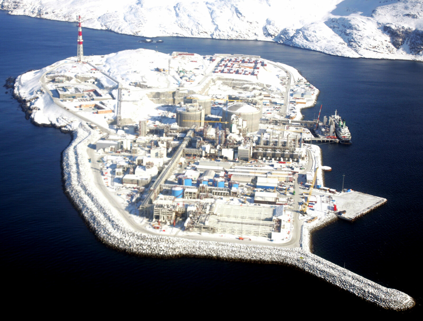 <b>FULL GASS:</b> På Melkøya utenfor Hammerfest tas gass fra feltene i Barentshavet imot og kjøles ned til flytende tilstand. 