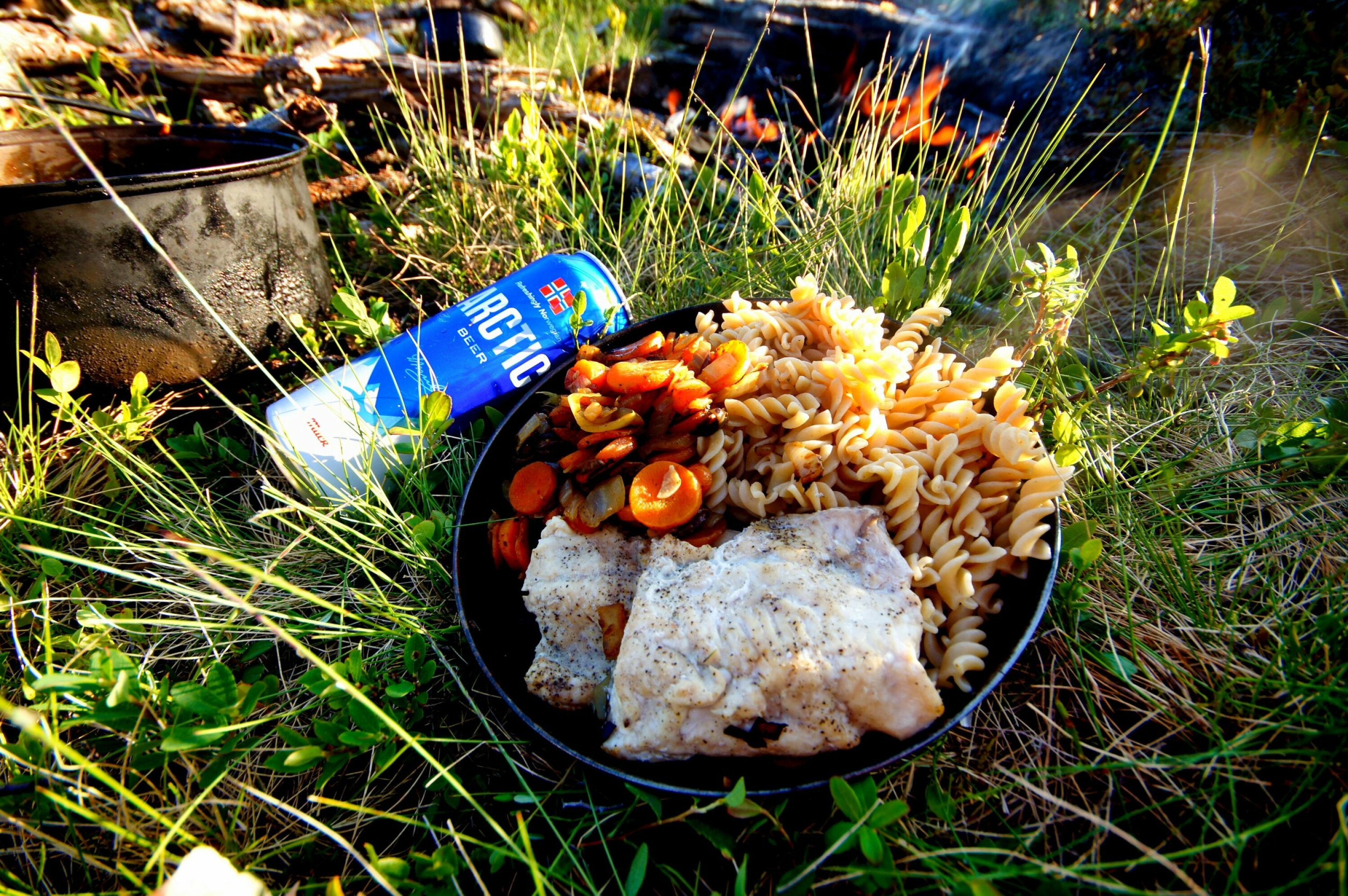 NOK MAT: Idylliske stunder med fersk fisk til hvert måltid.