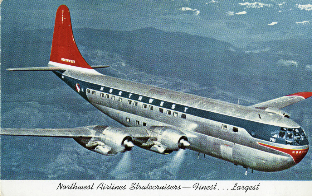 <b>377 I LUFTA:</b> Postkort fra Northwest Airlines.