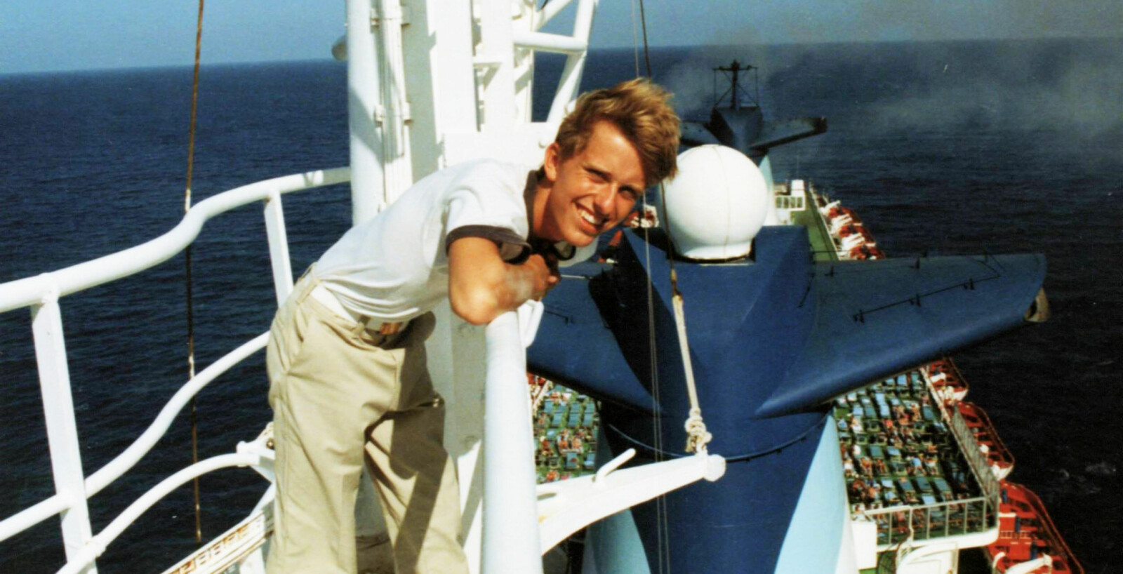 <b>DEKKSGUTT:</b> Jan-Olav Storli som dekksgutt på SS «Norway» i 1990, 18 år gammel.