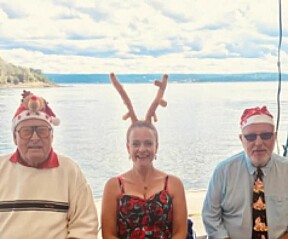 Jeg må ingenting, så hva med å feire jul i juli, folkens? Jeg må ingenting, så hva med å feire jul i juli, folkens?