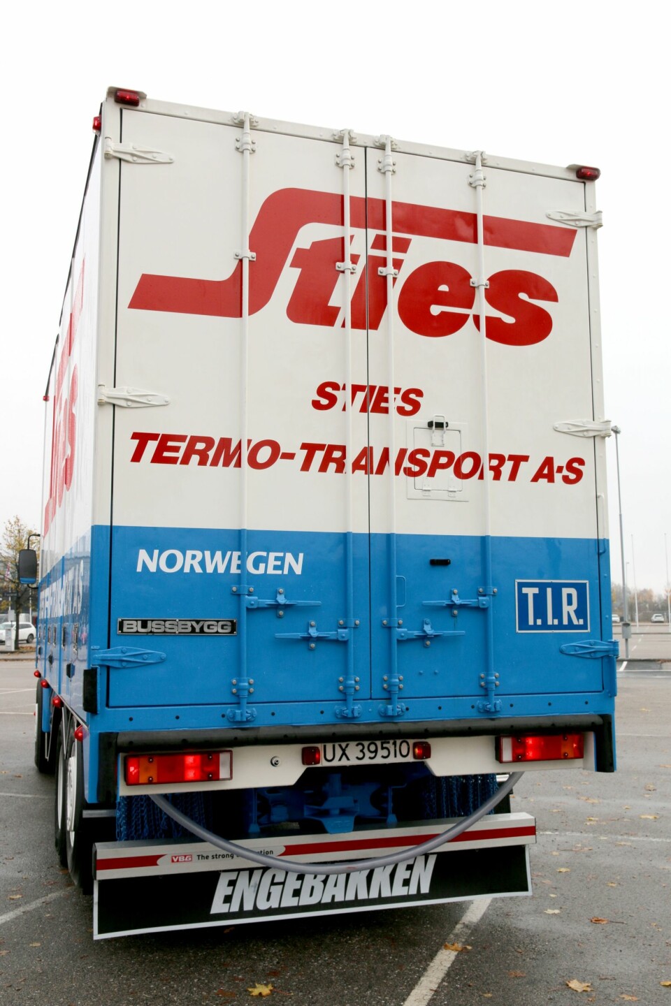 DETALJER: Det har blitt lagt ned mye jobb i detaljene på skapet.