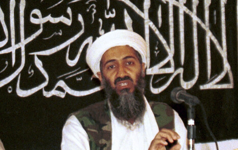 Tre år dette bildet ble tatt utførte Al-Qaida og Osama bin Laden et terrorangrep som endret verden. Newth forutså i boka at måten kriger ville utkjempet på ville endres.