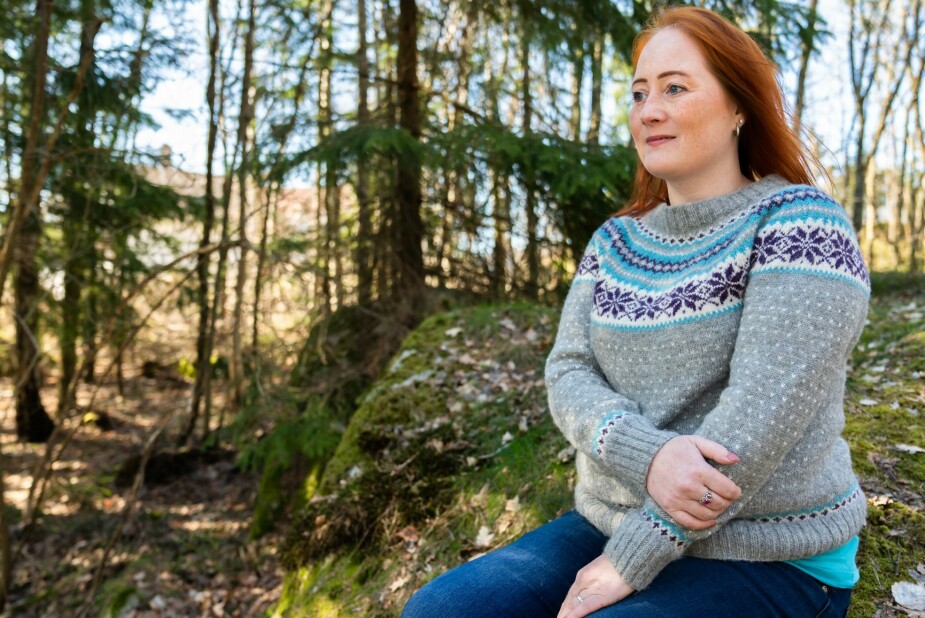 <b>TRIVES I NATUREN: :</b> Bente går gjerne tur og finner fred og ro i naturen. Når vennene går toppturer, setter Bente seg ned og lar tankene flyte.