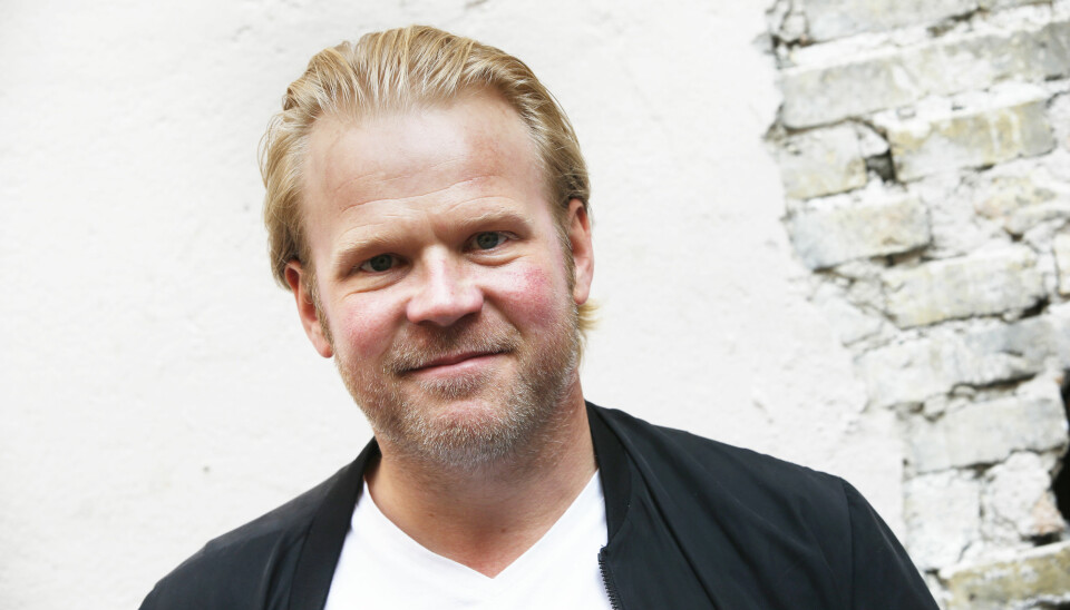 ALLSIDIG: Anders Baasmo har imponerende mange filmer bak seg; som bilfrelst i «Børning», kronprins Olav i «Kongens nei», sjøfarer i «Kon-Tiki» og konge i «Kaptein Sabeltann og skatten i Lama Rama». Nå er han aktuell både som julenisse på kino og i 'Besatt' på Viaplay..