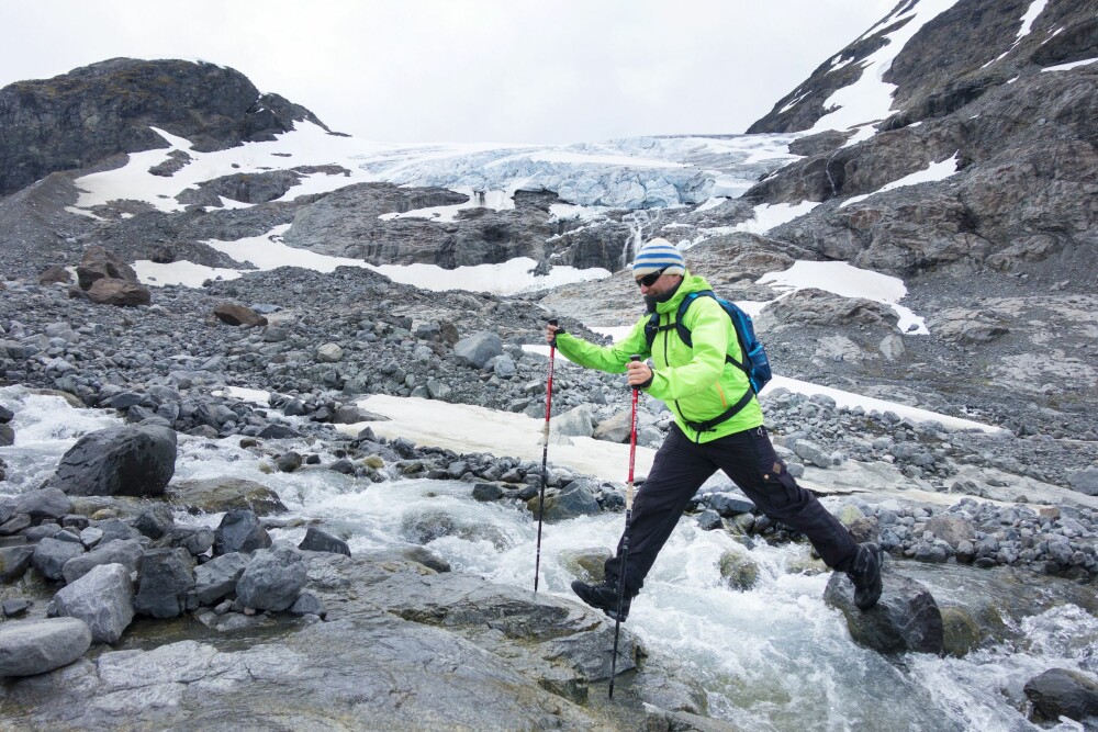 <b>NOE Å TA VARE PÅ:</b> Fortsatt kan nordmenn nyte synet av en vakker isbre på fjelltur.