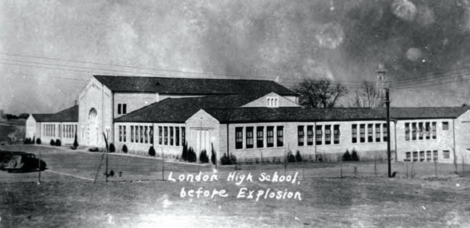 <b>FØR:</b> New London School var bygd fire år før eksplosjonen, og hadde elever på alle trinn fra barneskole til videregående. 