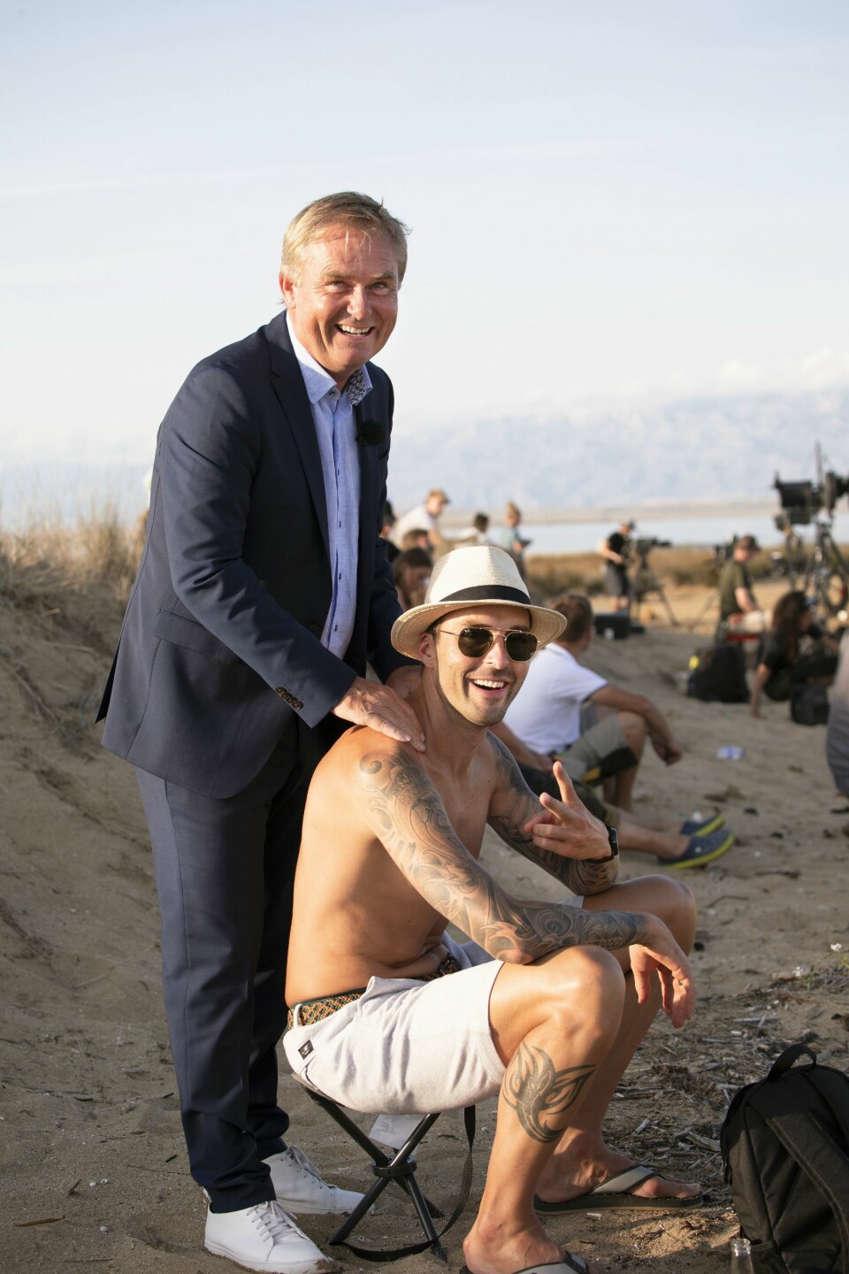 FINE DAGER: Programleder Dag Erik Pedersen og Magnus Moan i en pause mellom opptakene i 'Mesternes mester'.