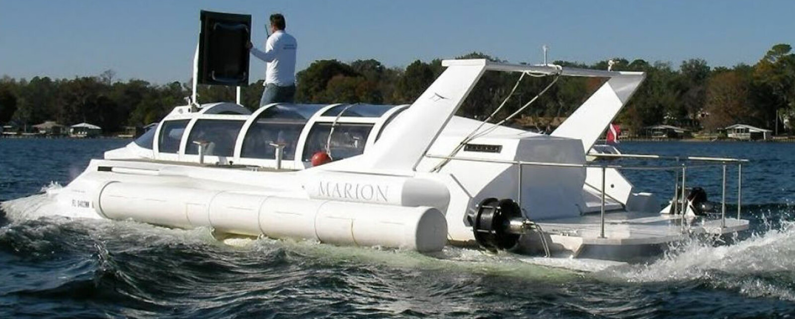 <b>HYPER-SUB:</b> Alltid drømt om en speedbåt som kan dykke? Da er Hyper-Sub fartøyet for deg.