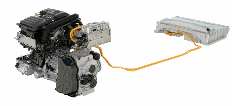 MER STRØM: Batterikapasiteten i ladehybriden er opp fra 8,7 kWh i Golf 7 til 13 kWh brutto i Golf 8.