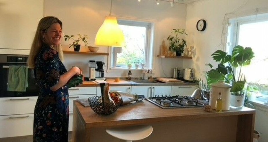 KJØKKENHYGGE: Nina bruker store deler av dagen på kjøkkenet, men ikke bare for ¨å lage mat.