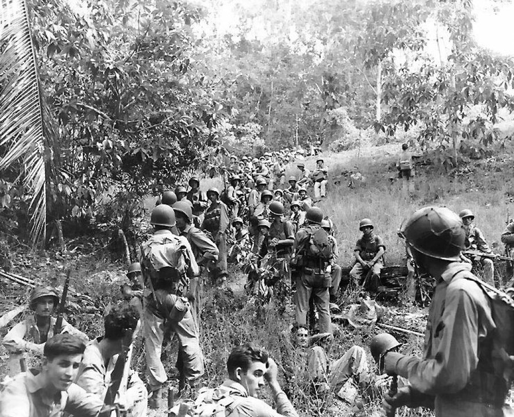 <b>STORE STYRKER:</b> Japanerne ble til slutt overmannet på øye Guadalcanal. På bildet ser vi amerikanske soldater som tar seg en pause. Øya var et viktig strategisk punkt i kampen om Stillehavet.