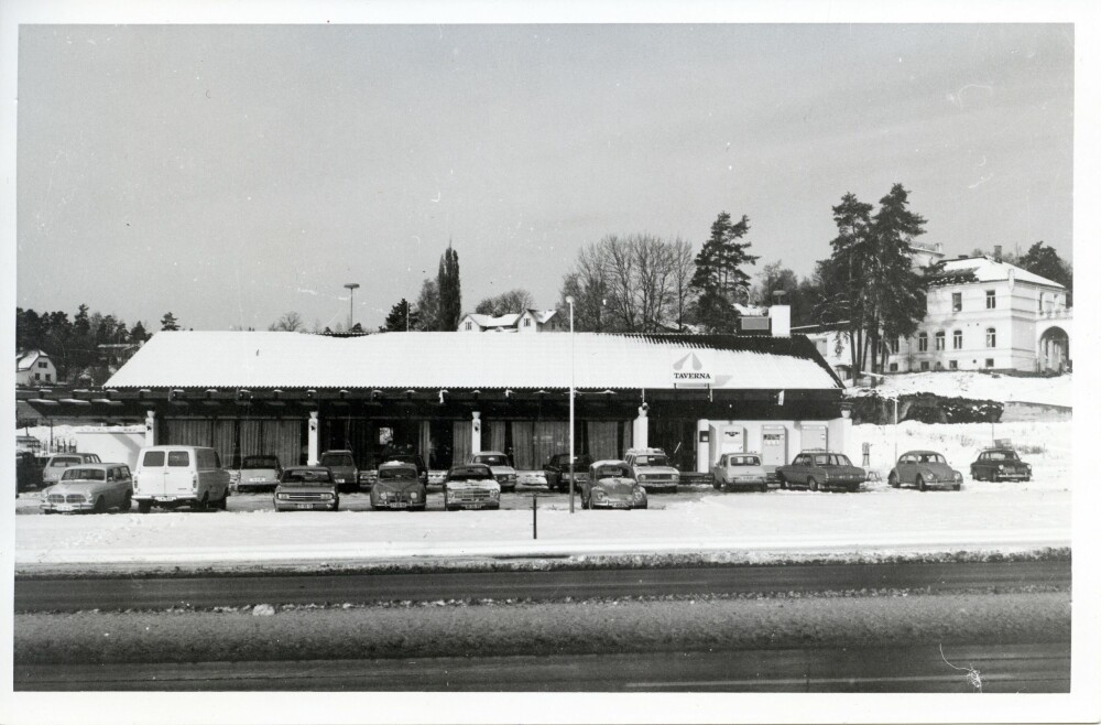 <b>SKYSSTASJON:</b> Ramstadsletta har vært stoppested gjennom generasjoner. I 1970 inviterte Esso inn på sin Taverna.