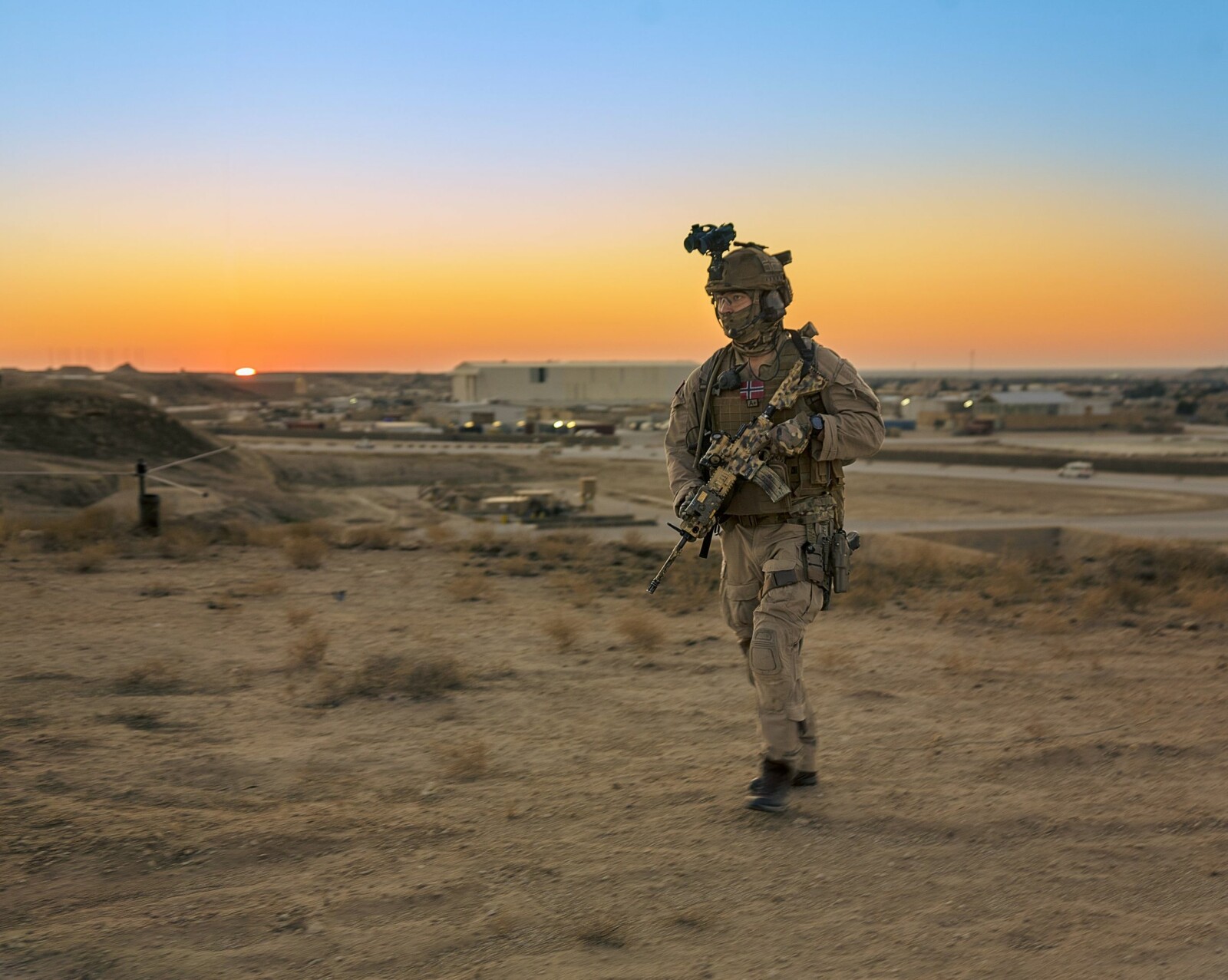 <b>FIENDER UTE OG INNE:</b> Norske spesialsoldater i Irak er utstyrt for å møte en fiende som opererer på hjemmebane. 