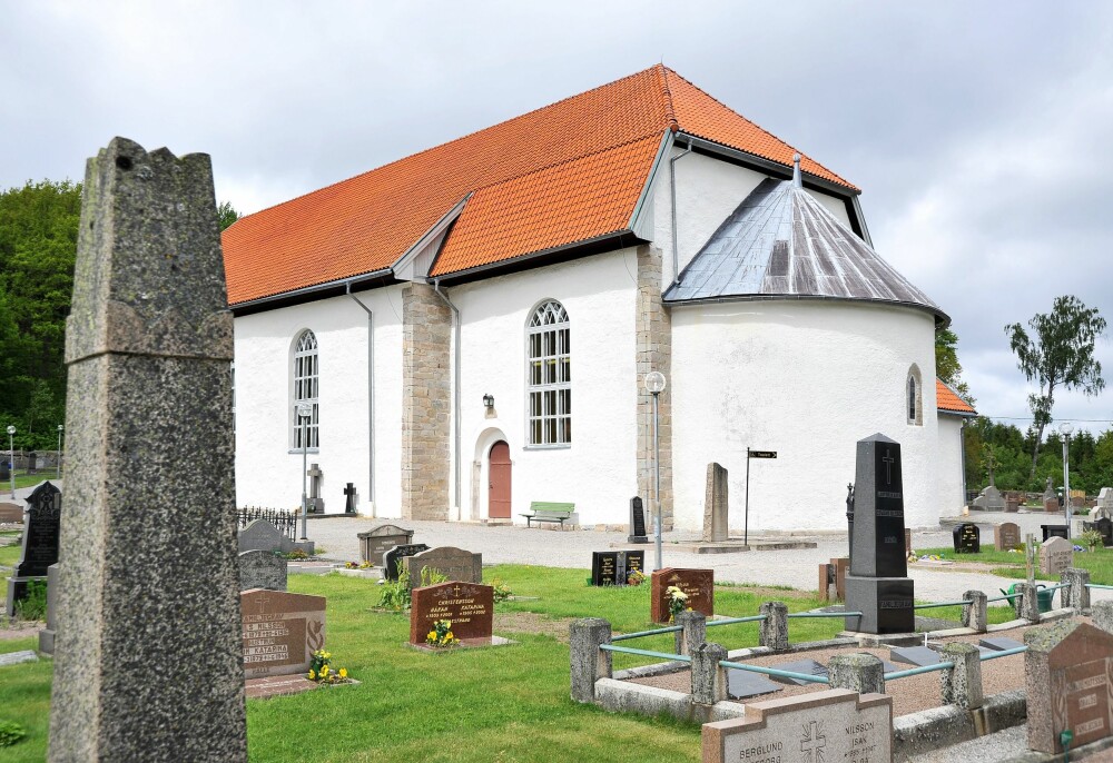 <b>DØPT HER:</b> Drakenberg hevdet han ble døpt i Skee kirke, ikke langt fra Blomsholm utenfor Strømstad. 