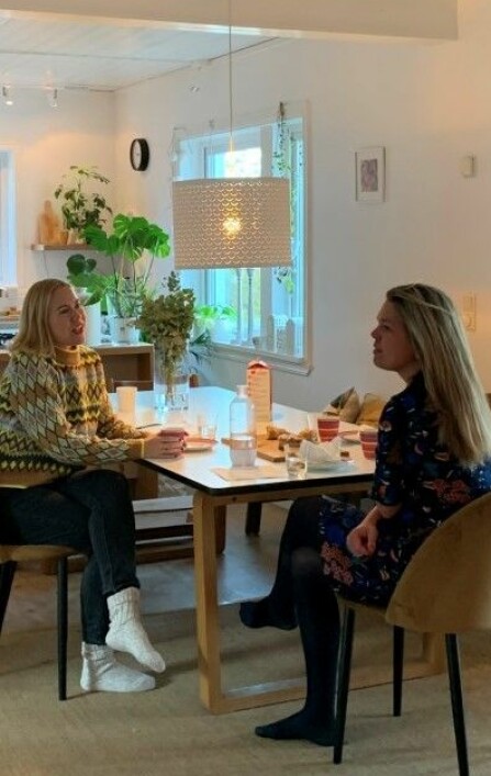 INTERIØRPRAT: Birgit utforsker Ninas planer for huset