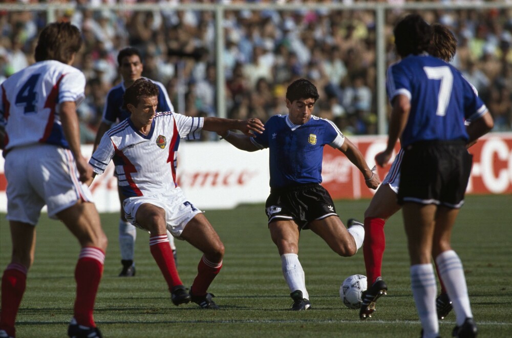 <b>SISTE KAMP:</b> Kvartfinalen i VM i Italia i 1990 var Jugoslavias siste turnerings­kamp. Laget fra Balkan, som allerede var i full oppløsning, ble slått ut av Diego Mara­donas Argen­tina.
