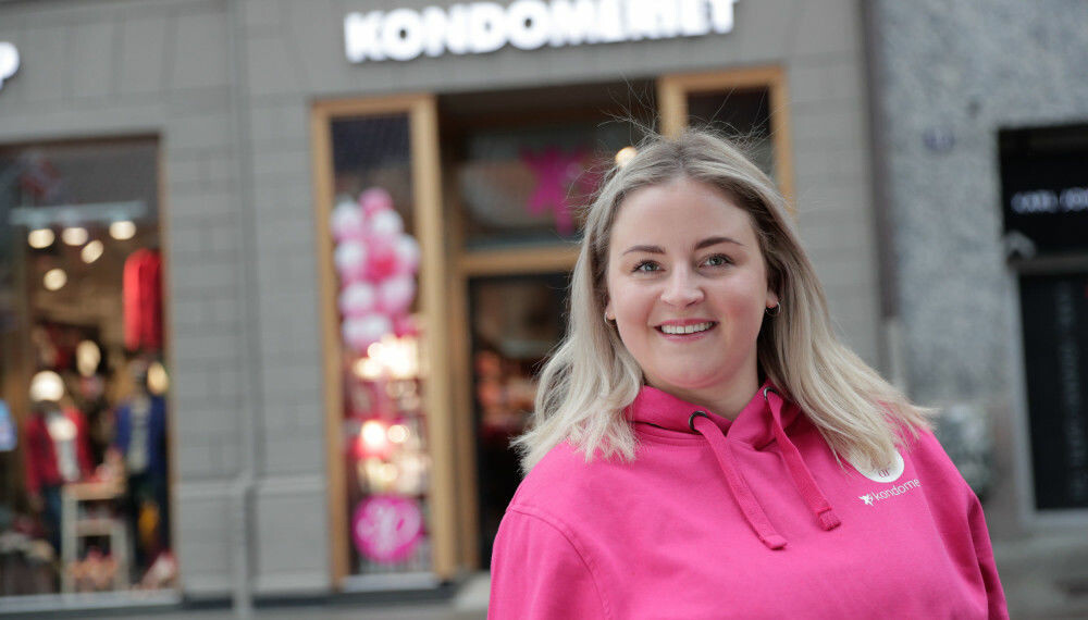 ANONYMT: Marthe Sørflaten i Kondomeriet tror helt anonyme pakker er en viktig grunn til at mange velger å handle på nett hos dem.