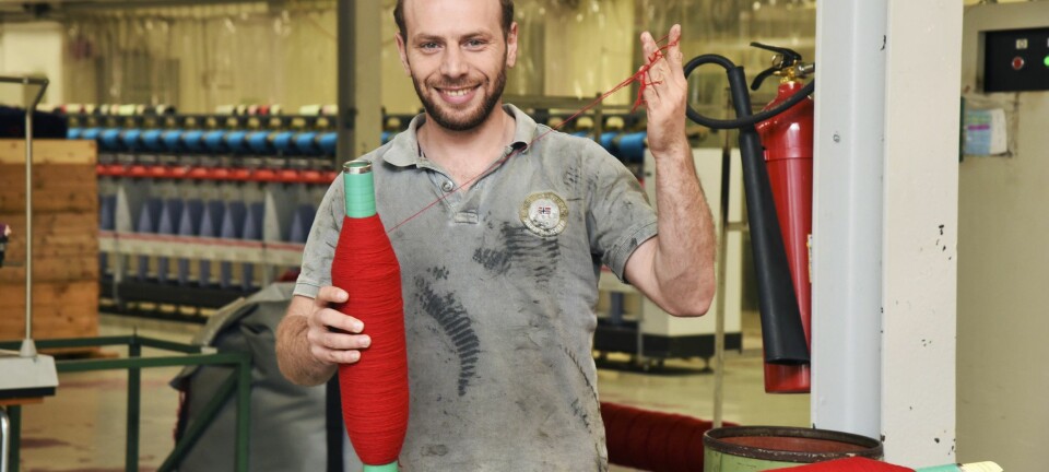 Flyktningen Ahmad (32) fryktet han aldri ville få jobb i Norge. Så ringte telefonen