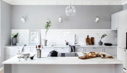 <b>Interiør</b>: Sjekk hvordan et kjøkken kan forandre stil, bare med et malingsstrøk!