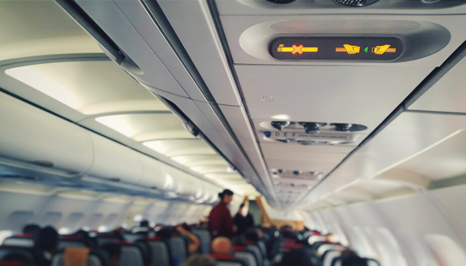 KUN MENT FOR MANNSKAPET: Likevel får hele flyet høre beskjeden før hver avgang. Det er betryggende.
