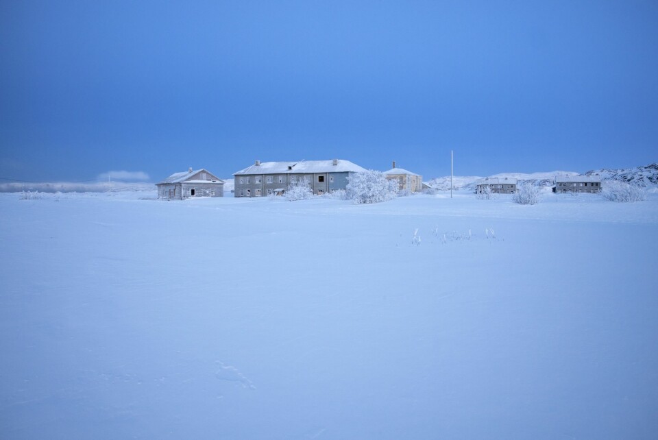 SOVJET-TIDA: De gamle, forlatte bygningene minner om en svunnen tid.