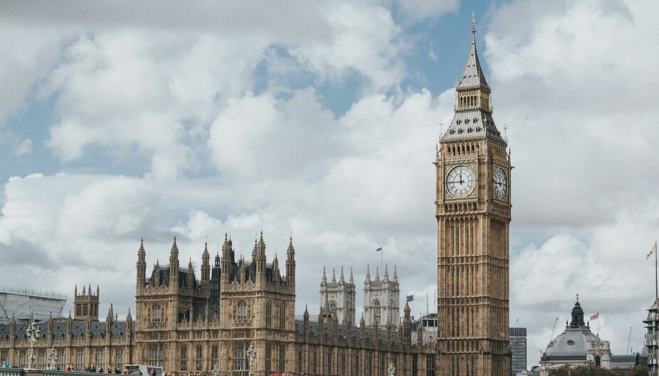 GJENSTAND FOR APRILSPØK: Ærverdige Big Ben i London skulle, ifølge aprilspøken til BBC, erstattes med en digital variant.