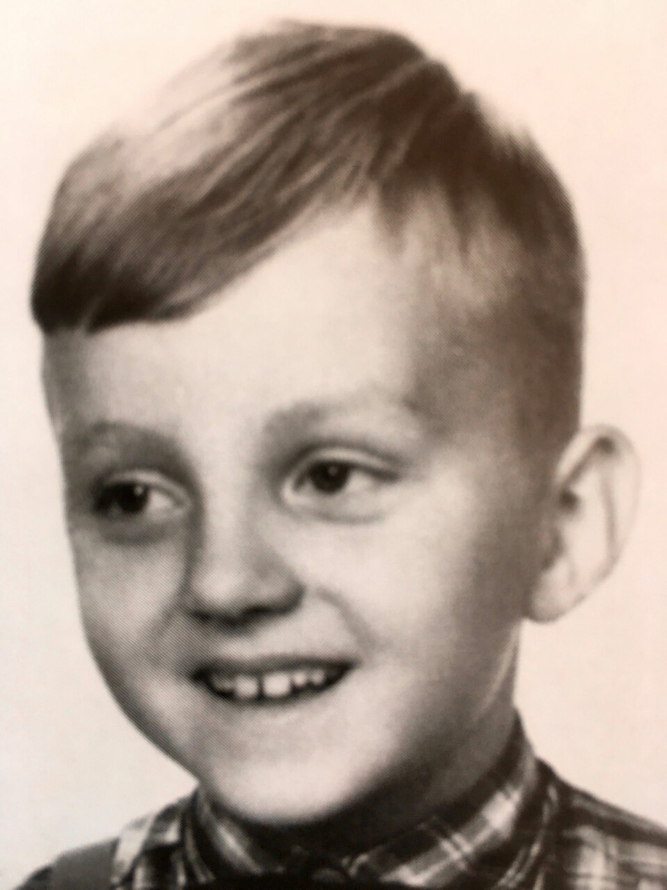 OMKOM: 12 år gamle Øivind Gavle fra Tyssedal ble kastet 50 meter inn i skogen og omkom da kabelen røk og vognen han satt i rutsjet baklengs ned fjellsiden til den sporet av.