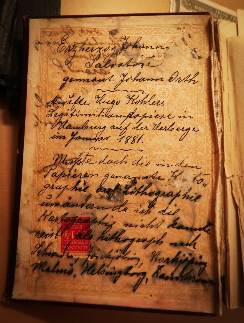 BEVISET: Dette håndskrevne budskapet i en hoffkalender fra 1914 kom til syne da det ble fjernet flere lag med papir.
