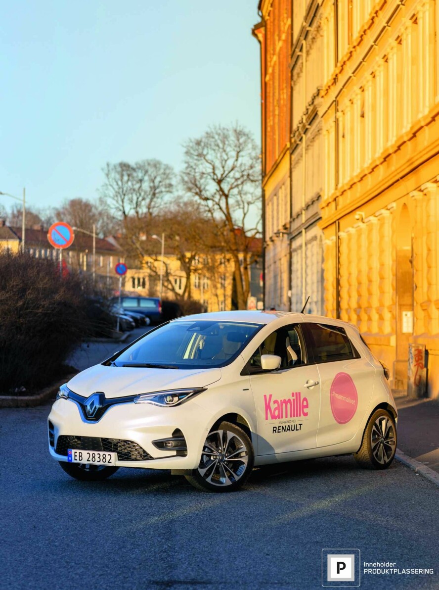 TETT PÅ MAMMALIVET: Reportasjeserien #Mammalivet publiseres i samarbeid med Renault Zoe, og en av barnefamiliene vi besøker i løpet av det neste halvåret vil være den heldige vinneren av ett års bruk av elbilen Renault Zoe . Bildet inneholder produktplassering av bilen Zoe fra Renault.