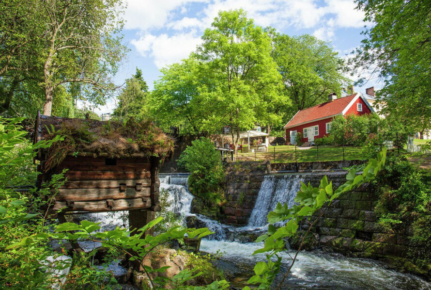 KULTURHISTORIE: Det finnes kanskje ingen annen elv i Norge som har så mye historie knyttet til seg. Og en av dem som for alltid vil være knyttet til elven, er Hønse-Lovisa, hovedpersonen i Oskar Braatens roman Ungen. Huset hvor innspillingen av filmen foregikk, har for ettertiden fått navnet Hønse-Lovisas hus.