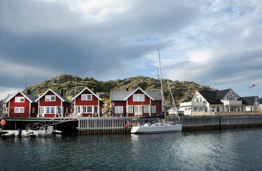 SOL OG REGN: Det er «mye vær» i Lofoten. Men Skrova kan skilte med flest soltimer i året.