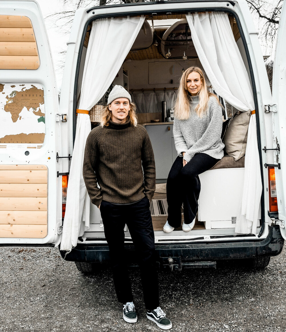 LIDENSKAP: Albin Vestling og Louisa Moberg er bosatt i Stockholm. De elsker å reise på surfeferier.