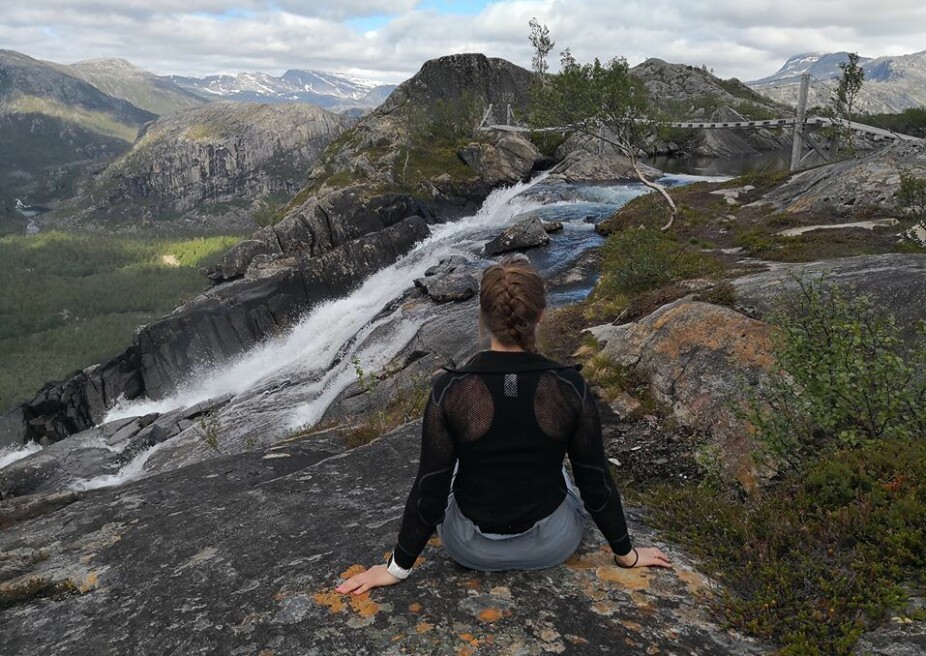 RAGO NASJONALPARK: Vill og vakker natur møter de besøkende i Rago Nasjonalpark i Nordland. Avbildet sees det heftige fossefallet fra Litlverivatne.