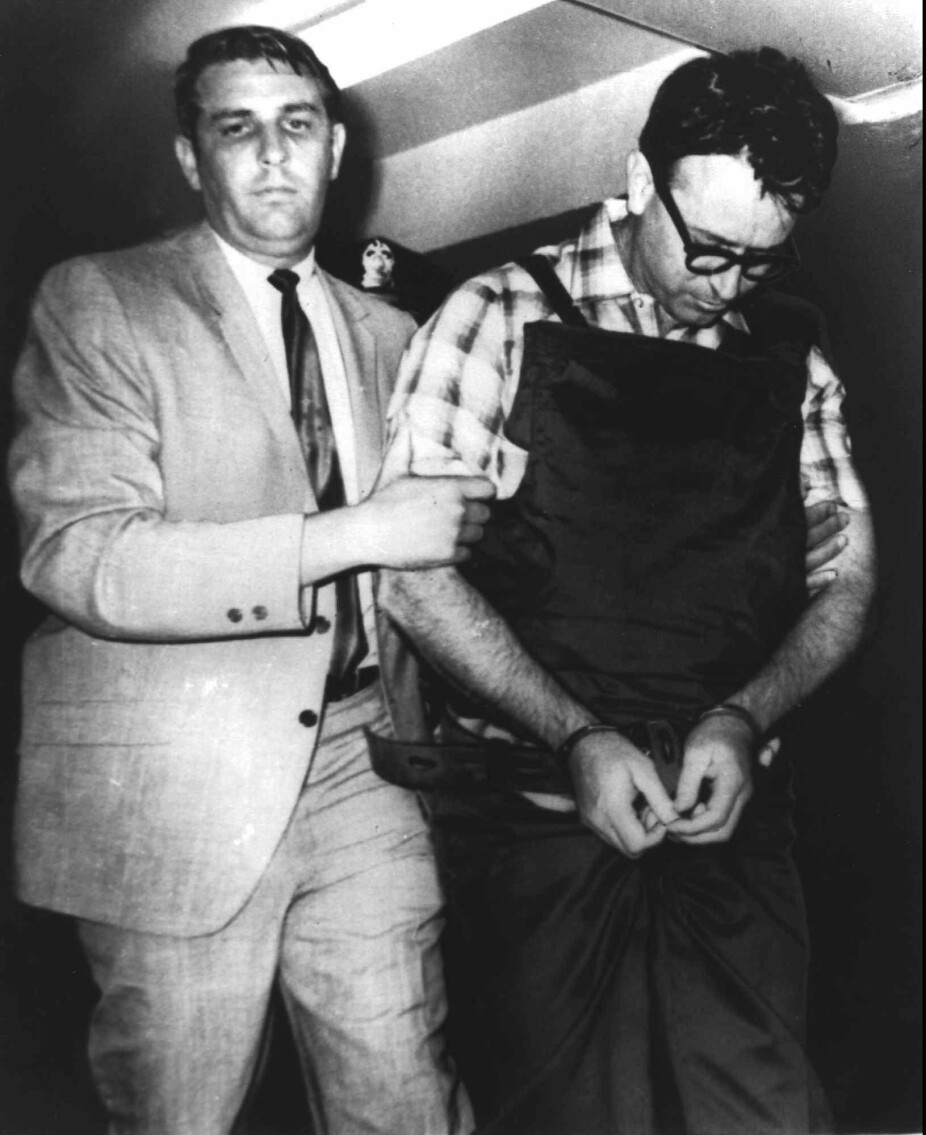 <b>FLUKTEN OVER: </b>Den 18. juli 1968 ankommer James Earl Ray Memphis og USA i hånd- og fotjern.