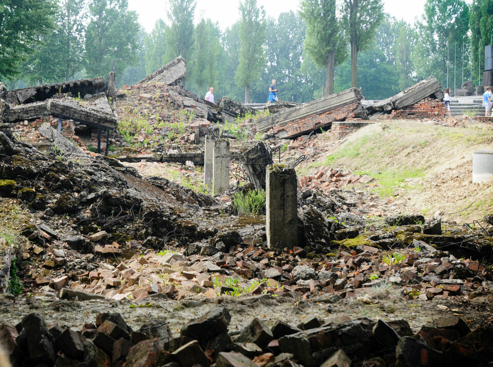 DØDSINDUSTRI: Gasskammeret i Auschwitz, sprengt av tyskerne før frigjøringen. Pilecki kunne berette at den første test-gassingen skjedde på hundre russere i september 1941.