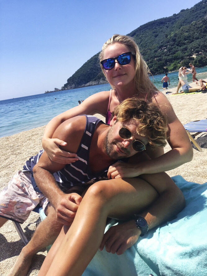 <b>FØRSTE STRANDTUR: </b>Ida og Marios på sin første strandtur sammen i 2017.